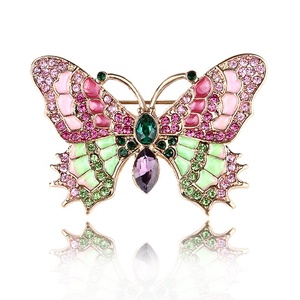 2024 nuevo esmalte barato colorido mariposa aleación broches Rosa Animal pines joyería mujer diamantes de imitación insecto vestido traje broche - Product Image 1