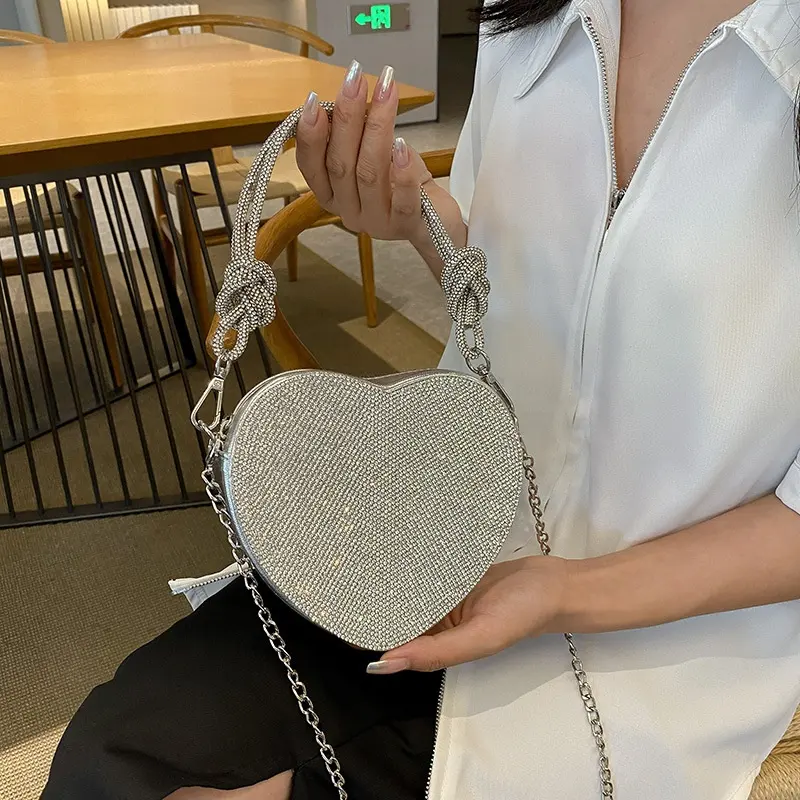 New Arrival Chain Crossbody Bag Luxury Bling Heart Shape Evening Bag Rhinestone Purse Bag For Ladies