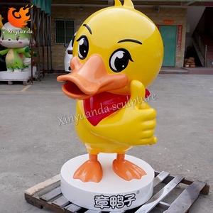 Sculpture de <span class=keywords><strong>canard</strong></span> en fibre de verre IP Zhang Ya Zi, ornement de point de rassemblement pour snack-bars et lieux touristiques, installation de décoration commerciale - Product Image 5
