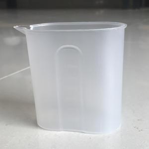 Taza medidora de plástico Yi Xuan de 120 ml y 150 ml, transparente y ligera, para humidificadores y difusores de aroma - Product Image 5