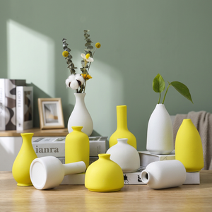 Jarrones minimalistas de cerámica para mesa, color amarillo mate y blanco, de 4 a 8 pulgadas, para flores secas, decoración del hogar - Product Image 4