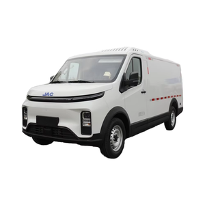 Pour JAC nouvelle énergie camion électrique <span class=keywords><strong>Mini</strong></span> 4x2 fourgonnette réfrigérée 1-2 tonnes charge utile nouveau modèle Alternative à <span class=keywords><strong>Tesla</strong></span> modèle Y - Product Image 1
