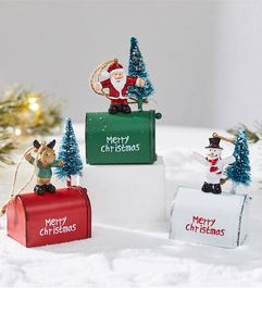 Nouvelle Décoration de Noël 2025 en Fer : Avion Parachute, Petite Boîte aux Lettres, Pendentif Père Noël, Pendentif Élan, Ornement Bonhomme de Neige Festif - Product Image 3