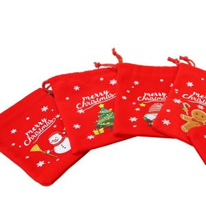 Sacs de Noël en velours personnalisés à succès avec cordons – Sacs cadeaux de Noël de haute qualité pour bijoux, bonbons et fêtes, personnalisables avec estampage - Product Image 1