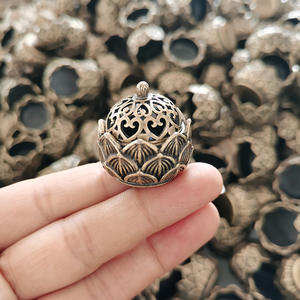 Mini Quemador <span class=keywords><strong>de</strong></span> Incienso <span class=keywords><strong>de</strong></span> Metal, Estilo Retro, Antiguo, Religioso, Económico, Duradero, para Bolsillo, con Cubierta - Product Image 6