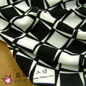 Usine de tissus en Chine automne et hiver Style européen et américain imprimé à carreaux noir et blanc Stretch tricoté <span class=keywords><strong>Cardi</strong></span> - Product Image 1