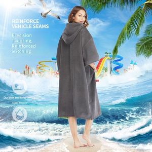 Peignoir de bain en microfibre pour sports de plein air, poncho de surf super doux pour adultes, serviette de plage à capuche - Product Image 3