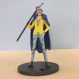 18cm Anime Trafalgar D. Water Law Seven <span class=keywords><strong>Warlords</strong></span> of the Sea GK Figuras DE ACCIÓN coleccionables Modelo de juguete de PVC como regalo - Product Image 3