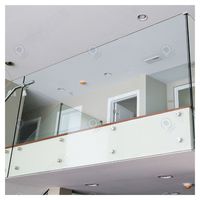 Poteau de fixation en métal poli PRIMA pour balustrade en verre, finition brillante, idéal pour escaliers résidentiels haut de gamme