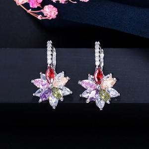 Pendientes Elegantes con Forma de Flor, Cristales de Colores Mezclados, Corte Marquesa, Engaste de Garra, Joyería de Fiesta para Mujer, Aleación, Moda - Product Image 4