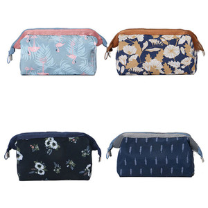 Printing Animal Cosmetic Bag Flower <strong>Make</strong> <strong>up</strong> Bag Travel Waterproof Portable Makeup Bag Toiletry <strong>Kits</strong> OEM Factory <strong>Supplier</strong> Women - Product Image 2