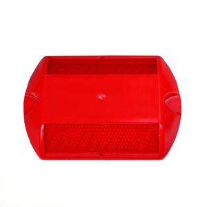 Panneau d'avertissement de sécurité routière 3m Marqueur de trafic en plastique Prix du réflecteur de goujon de route réfléchissant - Product Image 5