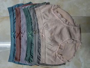 Nouvelles culottes sexy transparentes fines pour femmes, en maille sans couture, respirantes, en soie glacée ajourée, taille mi-haute, couleur unie, avec dentelle, style boyshort - Product Image 6