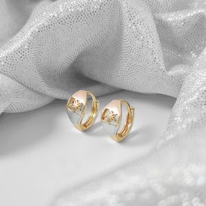 Boucles d'oreilles créoles IPMIN en cuivre, design plume superposé tricolore pour un style moderne - Product Image 3