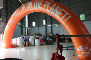 Arco inflable COLOR RUN para eventos de venta y publicidad comercial al aire libre - Product Image 2