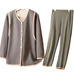 Automne et <span class=keywords><strong>hiver</strong></span> maternité <span class=keywords><strong>ensemble</strong></span> décontracté épaissi Double tissu couleur unie Cardigan pour l'allaitement sommeil et salon - Product Image 1