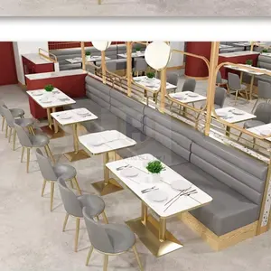 होटल फर्नीचर रेस्तरां बूथ बैठने की सुविधा लक्जरी आधुनिक फर्नीचर सेट रेस्तरां के लिए सोने की स्टेनलेस धातु की कुर्सियाँ और मेजें