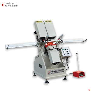 Machine à rainurer à trois têtes à haute stabilité - Rainures de tous types pour fenêtres en <span class=keywords><strong>PVC</strong></span> de qualité moyenne à élevée - Product Image 1
