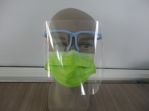 <span class=keywords><strong>Masque</strong></span> <span class=keywords><strong>de</strong></span> <span class=keywords><strong>protection</strong></span> transparent anti-buée double face pour la <span class=keywords><strong>protection</strong></span> des yeux médicaux avec monture <span class=keywords><strong>de</strong></span> lunettes - Product Image 4