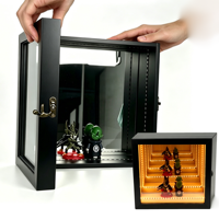 Vitrine d'exposition LED réglable en alliage d'aluminium style Art Déco pour figurines, idéale pour cadeaux de mariage (vente en gros)