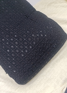 Tissu de kurta en rayonne de créateur très demandé, léger, respirant, doux au toucher, pour vêtements décontractés et de cérémonie, en vente - Product Image 2