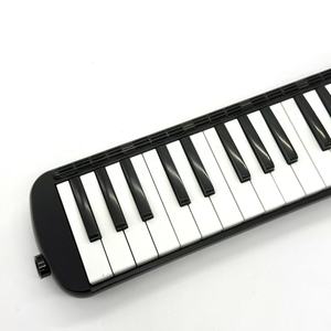 Lote Mixto Multicolor de Melodicas de 37 Teclas, Teclado de Viento Portátil, Envío a Granel para Papelerías y Centros de Entrenamiento Musical - Product Image 4
