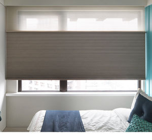 Tissu double cellule en nid d'abeille bloquant la lumière et économisant l'énergie pour les fenêtres exposées au soleil ou aux murs extérieurs froids - Product Image 2