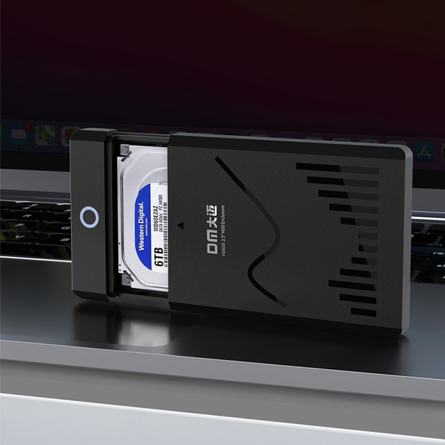 2.5 Inch External Hard Drive Enclosure SATA3 to Type C HDD Enclosure with Built in Cable External case