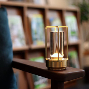 Lampe LED de table créative en aluminium, lanterne tactile en métal, veilleuse pour restaurant et bar, forme <span class=keywords><strong>champignon</strong></span>, vente en gros - Product Image 3