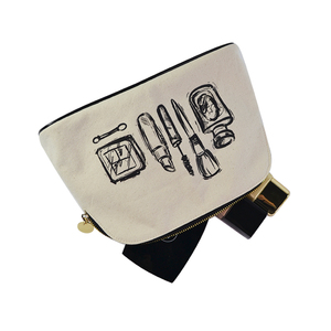 Sacs de rangement pour cosmétiques et articles de toilette en toile de coton bio naturelle, impression logo personnalisée, pour emballage promotionnel et cadeaux. - Product Image 4