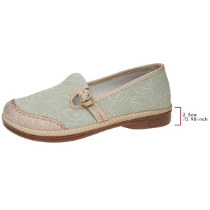 New Chinese <b>Style</b> Large Size Toe Soft Bottom for Women Autumn Low-heeled European and American Shoes Slip-on Lazy Shoes - Product Image 6