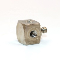 Raccord pour outil de jardin Irrigation Connecteur métallique de haute qualité avec 4 sièges de buse