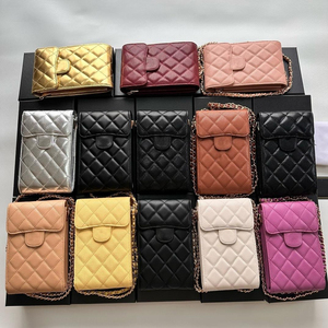 Borsa a Tracolla in Vera Pelle Trapuntata per Telefono, Mini Portafoglio con Catena, Borsetta in Pelle di Prima Qualità per Donne - Product Image 1