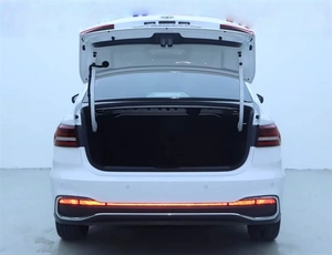 Lavids 二手车热销轿车 1.5L 110 马力 81 KW 141 NM 自动变速箱 左舵驾驶 R16 轻型内饰 宽敞 5 座位 - Product Image 4