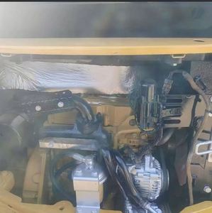 Miniexcavadora CAT303E de Segunda Mano, Excavadora de 3 Toneladas con Cilindro Hidráulico y Motor Eaton - Alta Potencia de Excavación para Uso Agrícola - Product Image 6