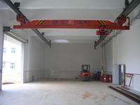 Pont roulant monopoutre suspendu modèle LX avec palan électrique, composants principaux : moteur, pompe, PLC, engrenage, capacité 1-20 tonnes