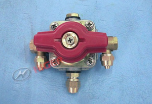 61VN1-12100-<span class=keywords><strong>B1</strong></span> Nouvelles pièces de <span class=keywords><strong>bus</strong></span> Valve d'urgence Haute qualité Durable Haute rentabilité Pièces automobiles 10*10*6 - Product Image 5