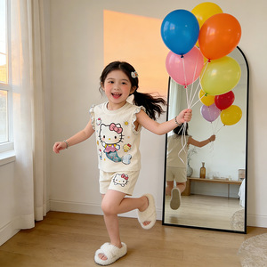 Completo Set Estivo 2026 per Bambine: Nuovo Trendy Completo Due Pezzi con Cartoni Animati, Maniche a Volant alla Moda e Pantaloncini Carini per Casa - Product Image 4