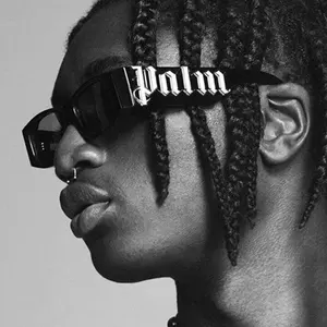 2024 Custom Metal Logo Designer Fashion Luxury Women Men Punk Rectangle Sun Glasses Small Frame Square Sunglasses