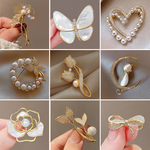 เข็มกลัดมุกลายดอกไม้หรูหราชุดสูทผู้หญิงกันลื่นประดับเพชร - Product Image 6