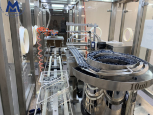 เครื่องปิดผนึกและเติมกระบอกฉีดยา<span class=keywords><strong>1cc</strong></span> แบบใช้แล้วทิ้งความเร็วสูงระบบอัตโนมัติ - Product Image 4