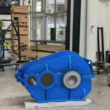 Réducteur à engrenages cylindriques à grande charge en stock usine pour bétonnière JZQ350 JZQ500 JZQ800 JZQ1000, sortie à axe unique à angle droit - Product Image 6