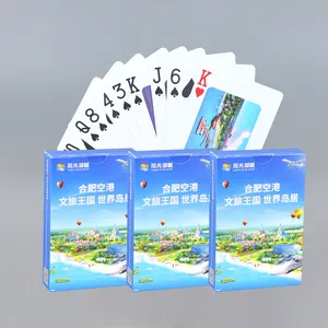 Kartu bermain tahan air PVC kustom dengan kotak Logo cetak depan dan belakang permainan kartu Poker plastik