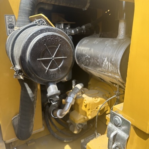 รถขุดมือสอง CAT 306E2 6 ตัน ทนทาน ไมล์น้อย ปรับปรุงสมบูรณ์ สำหรับงานสวนผลไม้ กำจัดขยะ และบำรุงรักษาถนนประจำวัน - Product Image 5
