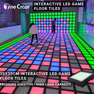 Piste de danse interactive LED pour enfants, étanche IP65, capacité de charge 300 kg, contrôle DMX pour aire de jeux intérieure et centre d'amusement - Product Image 1