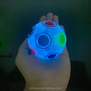 Fidget गेंदों पहेली मस्तिष्क खेलों Fidget खिलौने अंधेरे में चमक जादू इंद्रधनुष गेंद