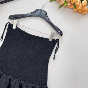 Vestido casual de tubo para mujer con falda sin tirantes con volantes, lazo lateral y corpiño fruncido - Product Image 5