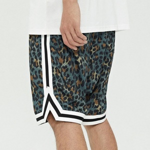 Pantalones Cortos Deportivos de Malla Transpirable para Hombre, con Estampado Digital por Sublimación, Logotipo Personalizado, de Secado Rápido, para Gimnasio y Baloncesto - Product Image 1