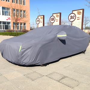 <span class=keywords><strong>Housse</strong></span> <span class=keywords><strong>de</strong></span> <span class=keywords><strong>voiture</strong></span> entièrement enveloppante, épaisse et rembourrée en polyester, imperméable et <span class=keywords><strong>anti</strong></span>-<span class=keywords><strong>grêle</strong></span>, épaisseur 4 mil, <span class=keywords><strong>protection</strong></span> UV à 90 %, style sport <span class=keywords><strong>pour</strong></span> <span class=keywords><strong>voiture</strong></span> - Product Image 4