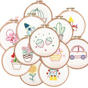 <span class=keywords><strong>Kit</strong></span> <span class=keywords><strong>de</strong></span> bordado a mano <span class=keywords><strong>para</strong></span> niños, bolsa <span class=keywords><strong>de</strong></span> tela sencilla <span class=keywords><strong>para</strong></span> <span class=keywords><strong>principiantes</strong></span>, <span class=keywords><strong>kit</strong></span> <span class=keywords><strong>de</strong></span> bordado artesanal, kits <span class=keywords><strong>de</strong></span> <span class=keywords><strong>punto</strong></span> <span class=keywords><strong>de</strong></span> <span class=keywords><strong>cruz</strong></span> estampados, kits <span class=keywords><strong>de</strong></span> bordado a mano - Product Image 1